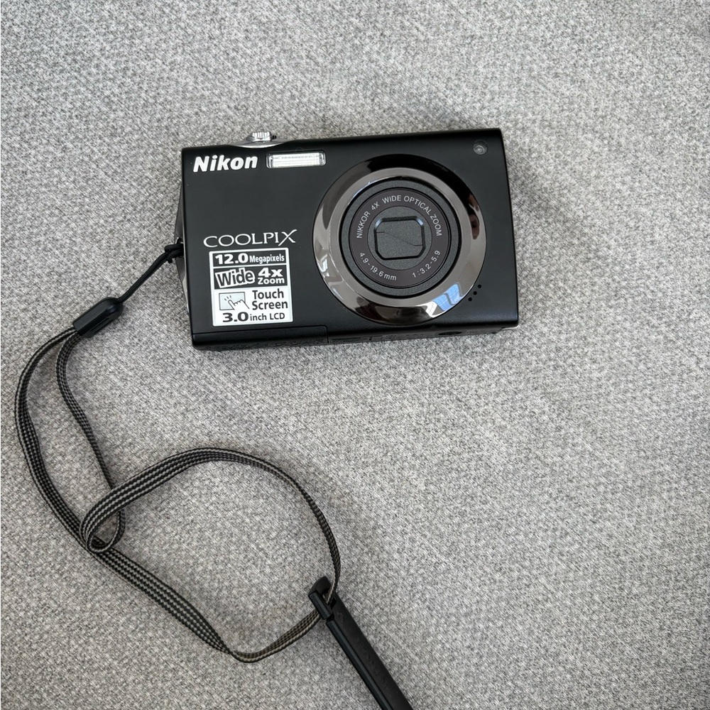 Nikon Coolpix S4000 Digital Camera Battery